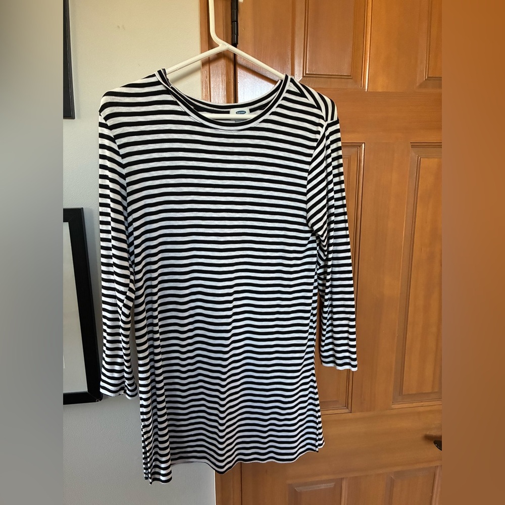 Old Navy Black and White Striped Top